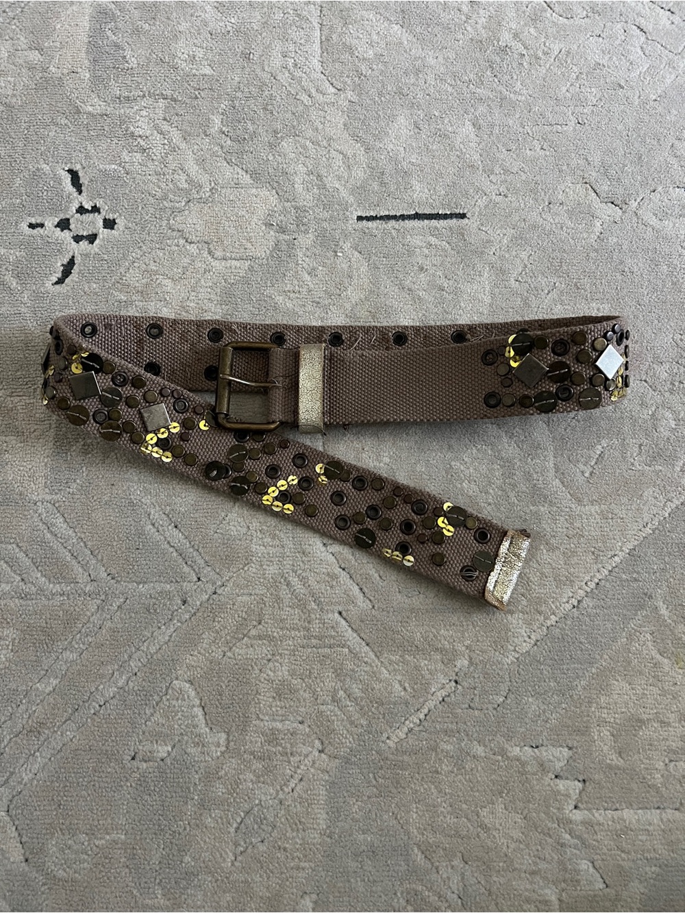 Studded mixed metal khaki belt
